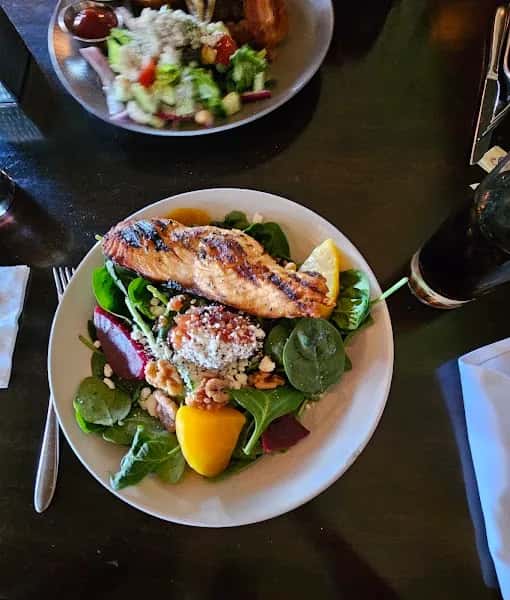 Harvest Seasonal Grill & Wine Bar Glen Mills — venue photo 3