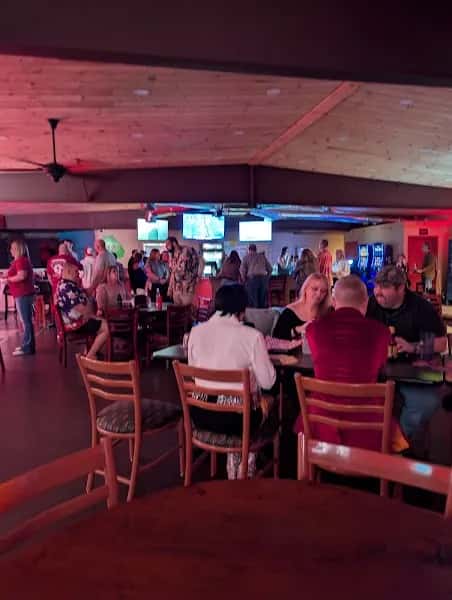 R&R Bar and Grill  — venue photo 4