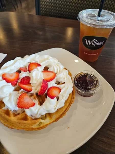 Williams Fresh Cafe Burlington — venue photo 5