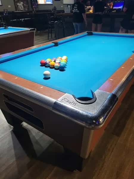Sidelines Sports Bar & Grill - Glen Burnie — venue photo 3