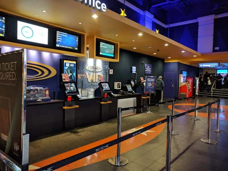Cineplex VIP Lounge and Restaurant — venue photo 2