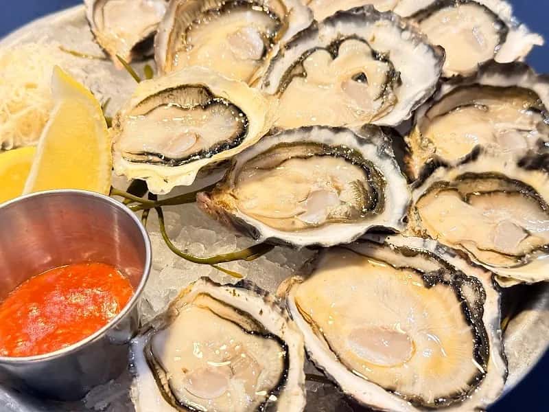 Diana's Oyster Bar - Markham — venue photo 4