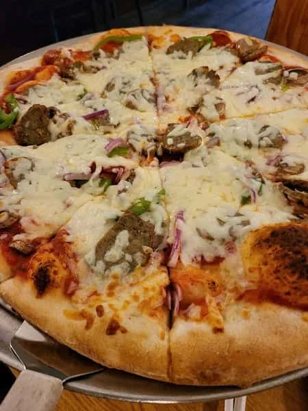 Frank's Pizza in Salem — venue photo 5