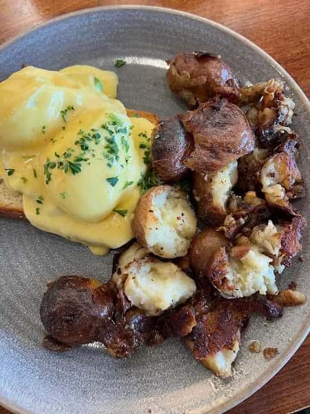 South Restaurant + Coffeehouse — venue photo 4