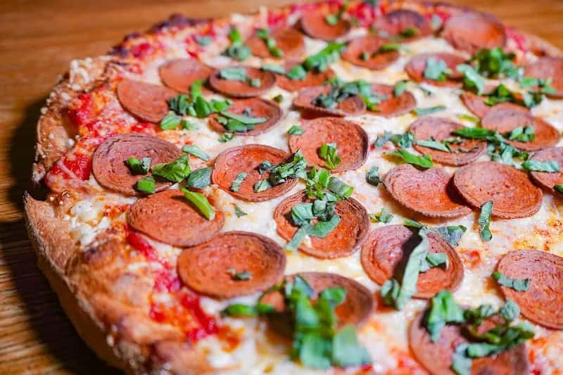 Caliente Pizza and Drafthouse — venue photo 2