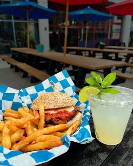 Coney Island Sandbar Tavern  — venue photo 4