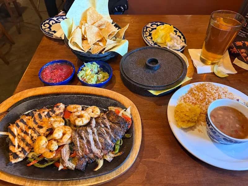 El Torito in Woodland Hills — venue photo 4