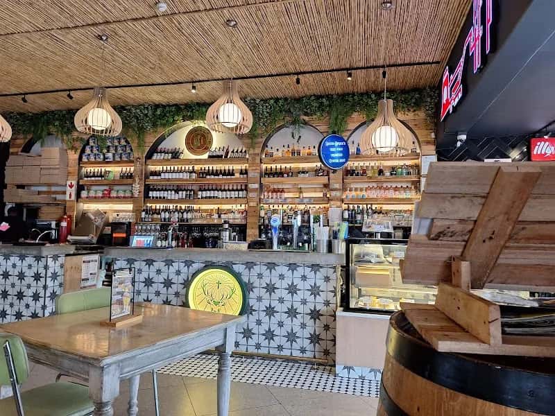 Whisk Cafe — venue photo 5