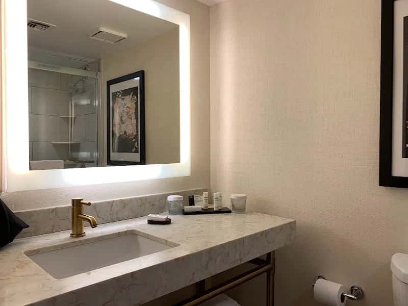 Embassy Suites by Hilton — venue photo 4