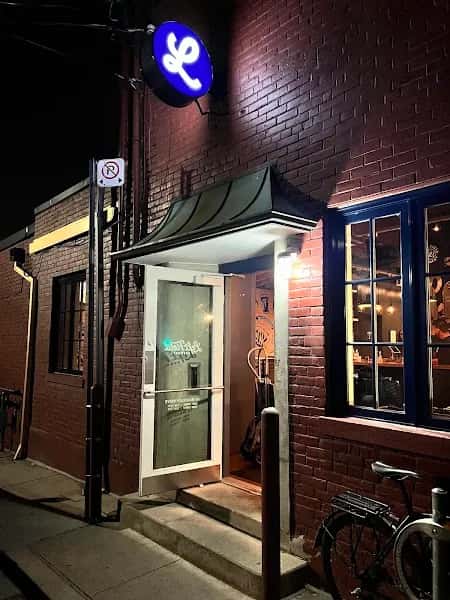 Left Field Brewery (Leslieville) — venue photo 2