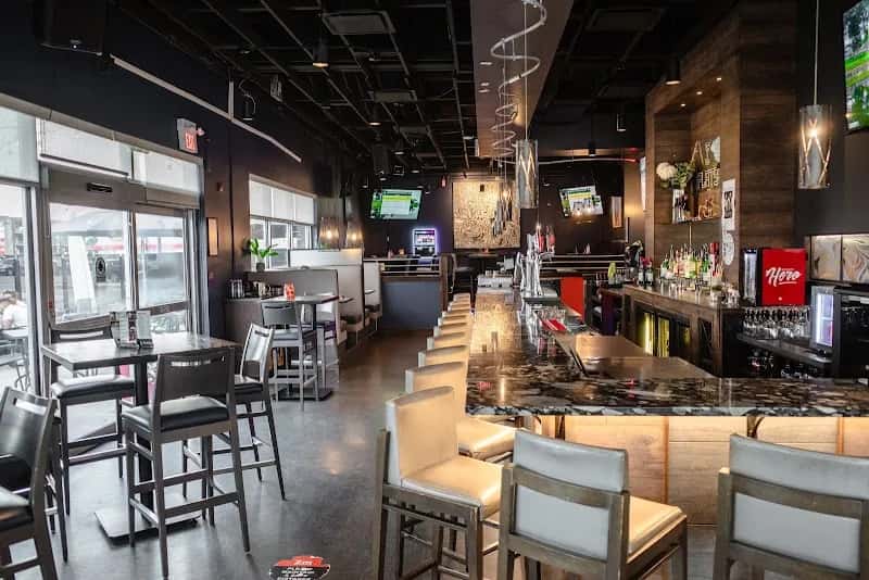 The Flats Eatery + Drink (University Heights) — venue photo 4