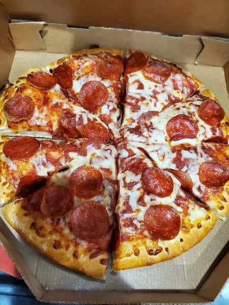 Pizza Hut Natrona Heights — venue photo 4