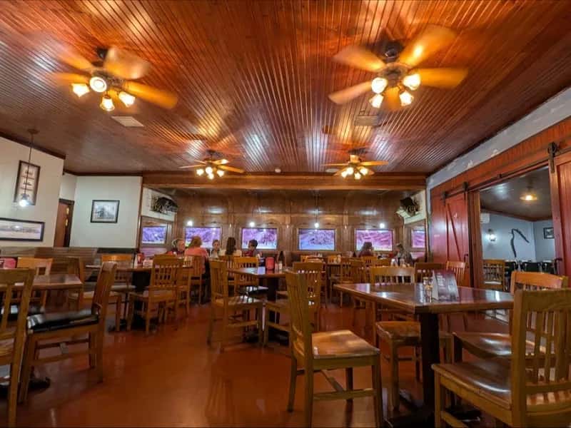 Friscos Grill and Pub — venue photo 5
