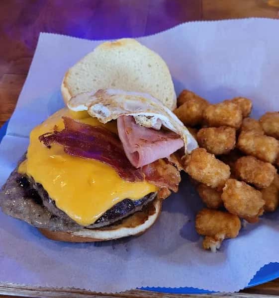 Riley's Sports Bar & Grill — venue photo 2