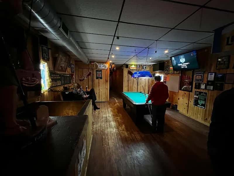 Riley's Sports Bar & Grill — venue photo 3