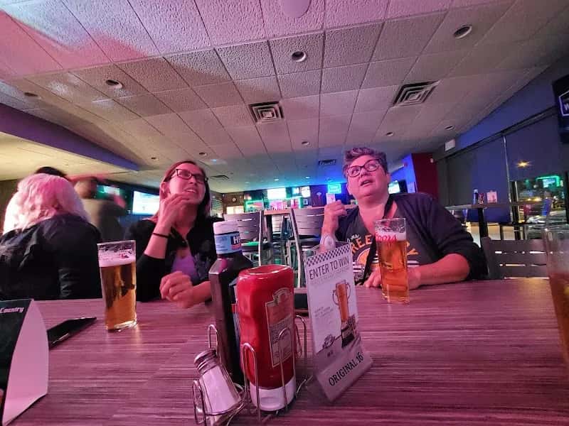 Crazy Eggs/The Riv Bar/True Pizza — venue photo 4