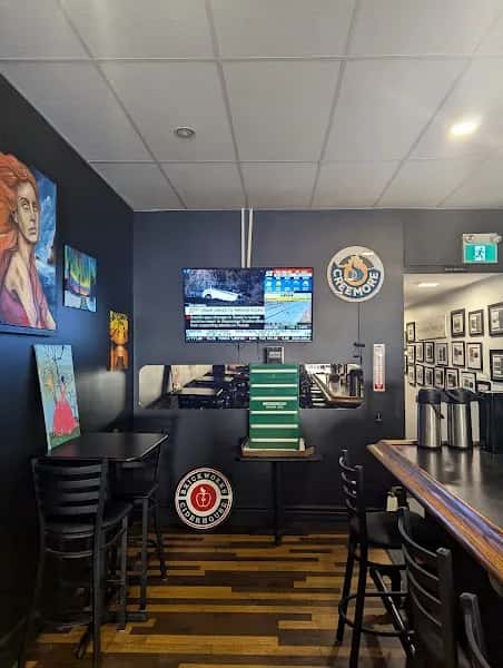The Creek Pub& Eatery — venue photo 4