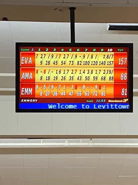 Levittown Lanes Bar & Grill — venue photo 3