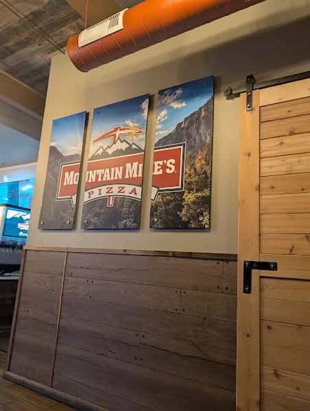 Mountain Mike's Pizza — venue photo 5