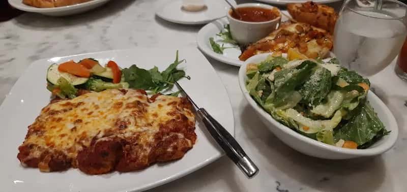 Paliotti's Italian Restaurant (Abbotsford) — venue photo 2