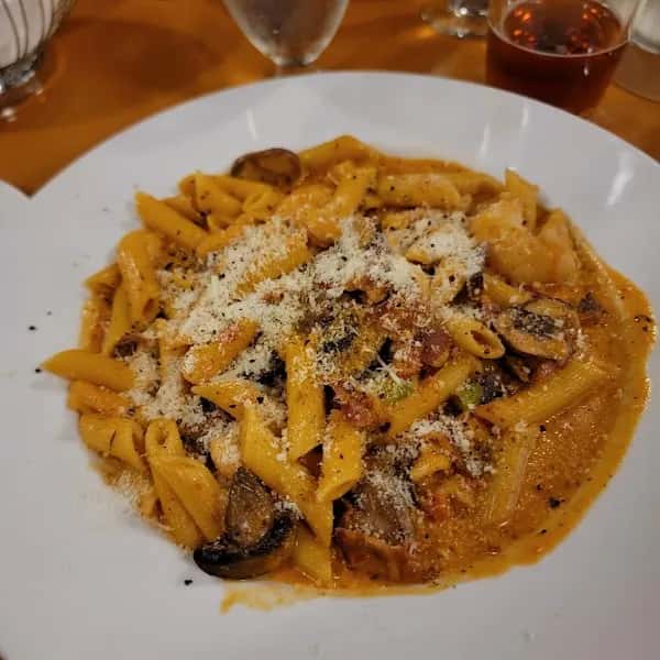 Paliotti's Italian Restaurant (Abbotsford) — venue photo 3
