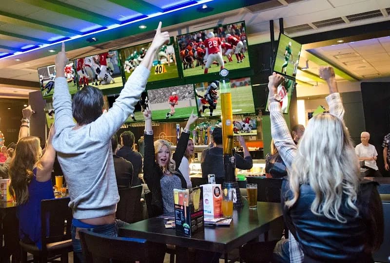 Dave & Busters Oakville — venue photo