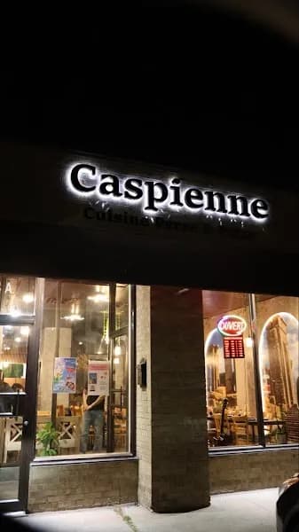 Caspienne (cuisine perse et pizza) — venue photo