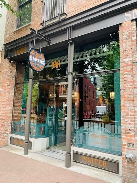 Smith's Irish Pub — venue photo