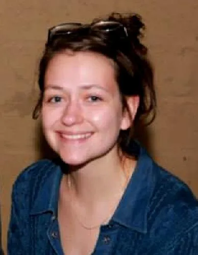 Holly MacKinnon