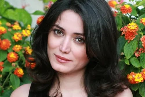 Parisa Khalafbeigi